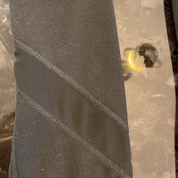 Great black leggings - worn once - Picture 3 of 3